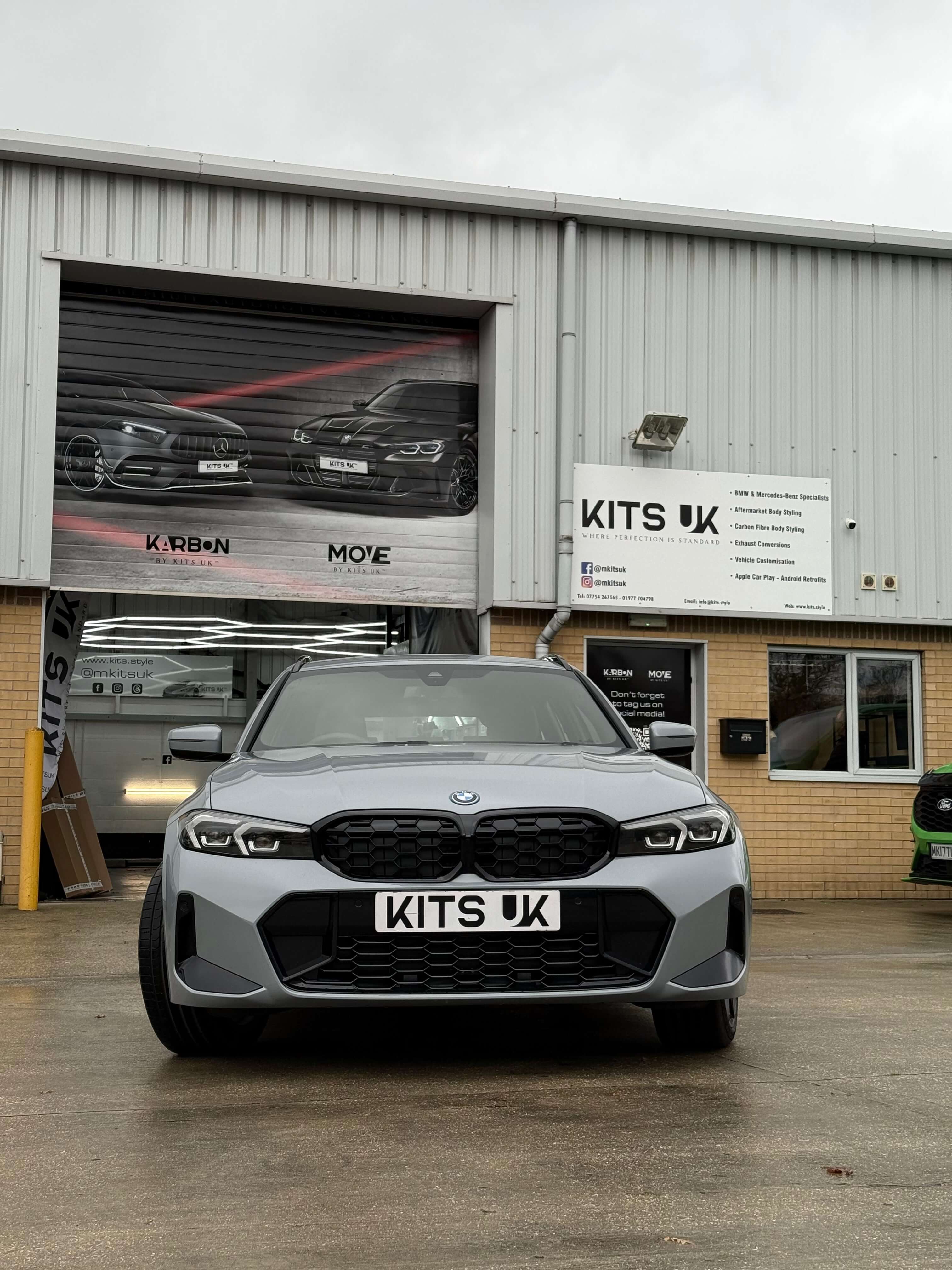 BMW G20 LCI gloss black grille - Image 4