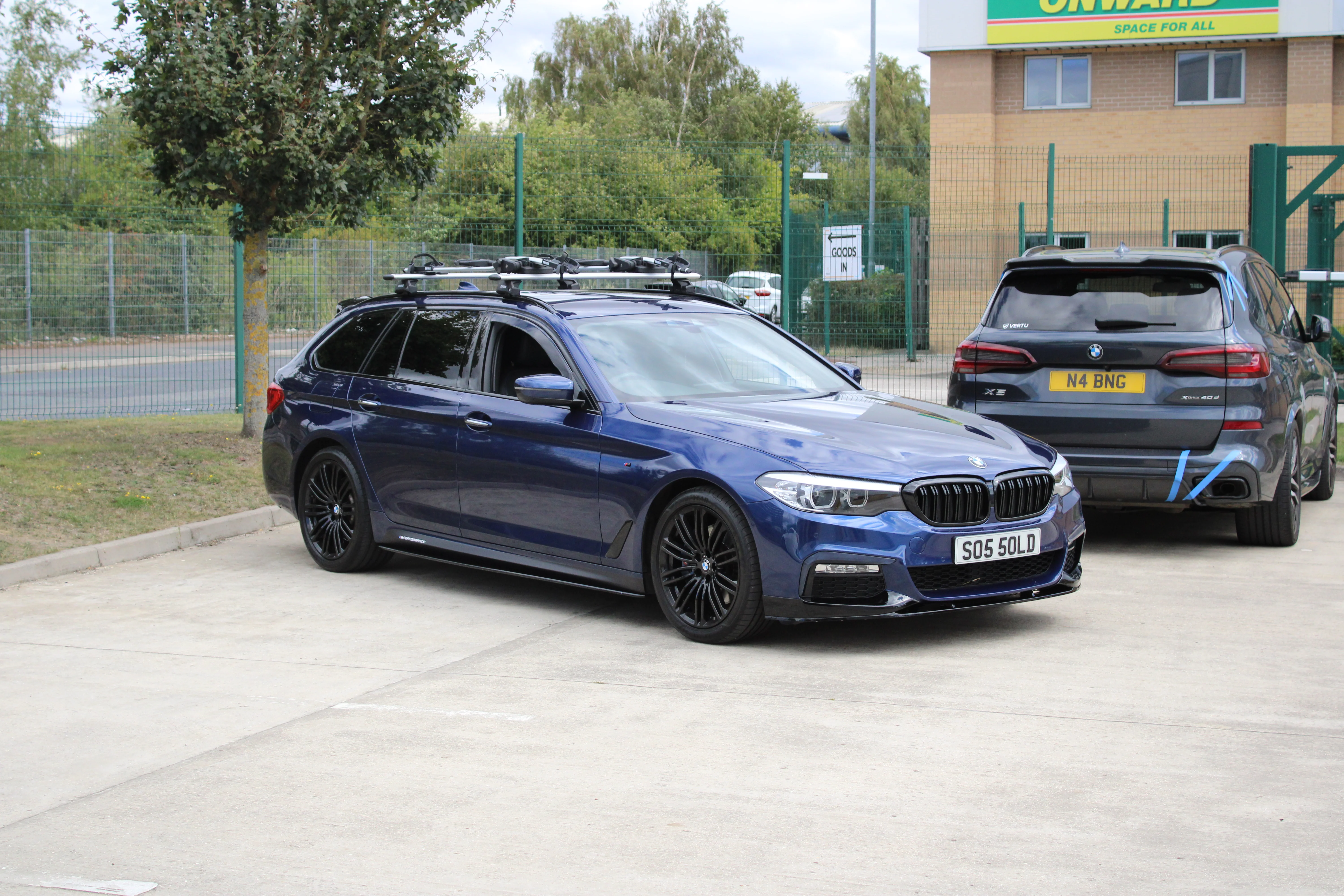 BMW G30 G31 Front Splitter Gloss Black Front Lip Upgrade - Image 4