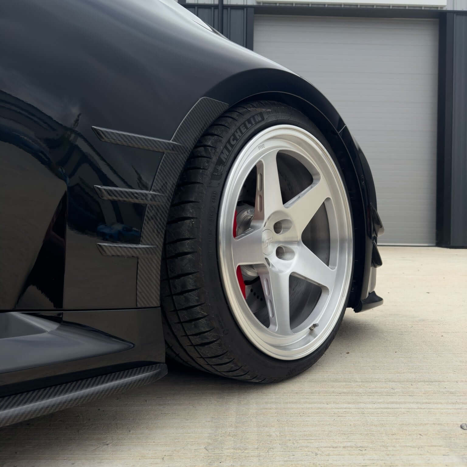 BMW G87 M2 CARBON FIBRE FRONT SIDE FENDER TRIM - Image 8