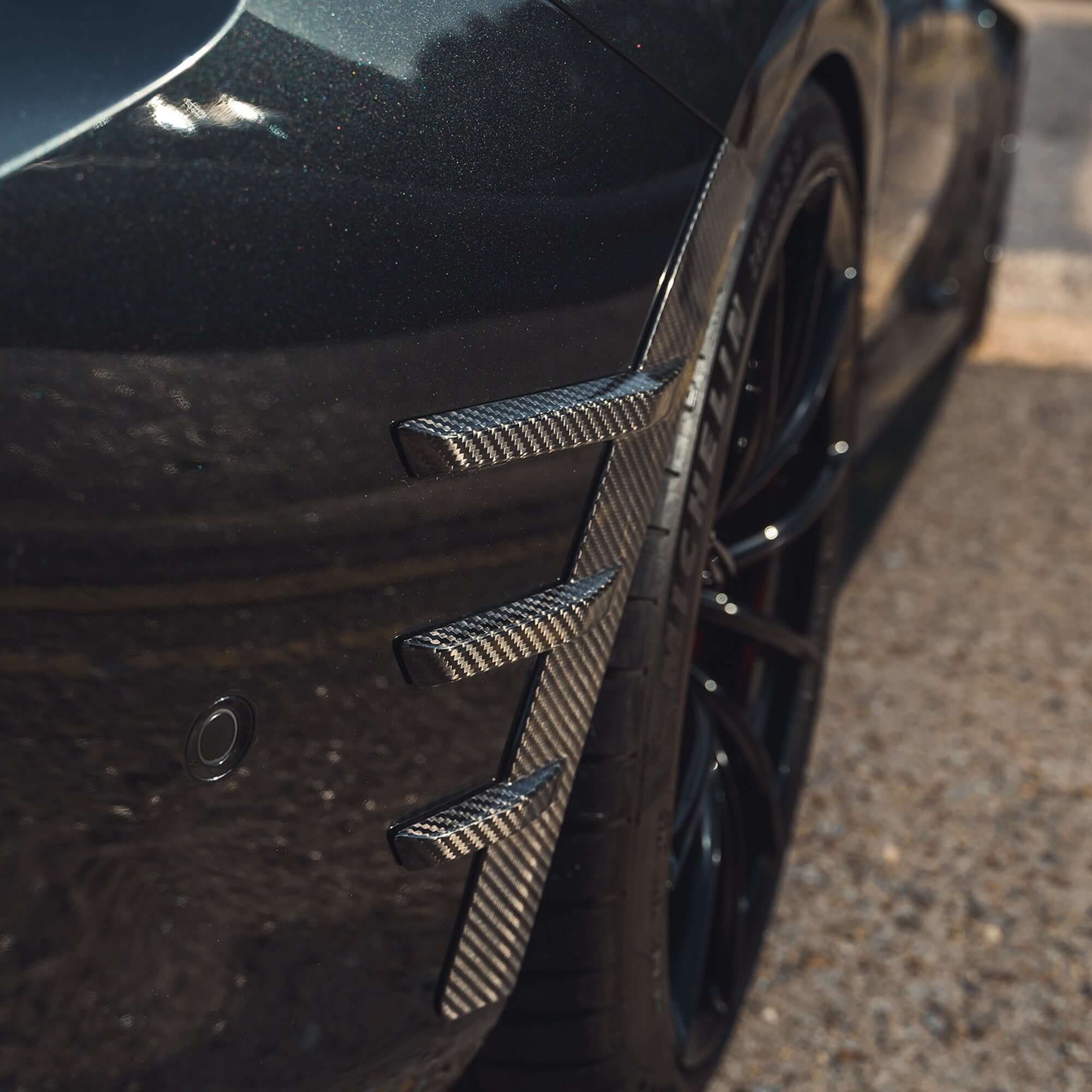 BMW G87 M2 CARBON FIBRE REAR SIDE FENDER TRIM - Image 3