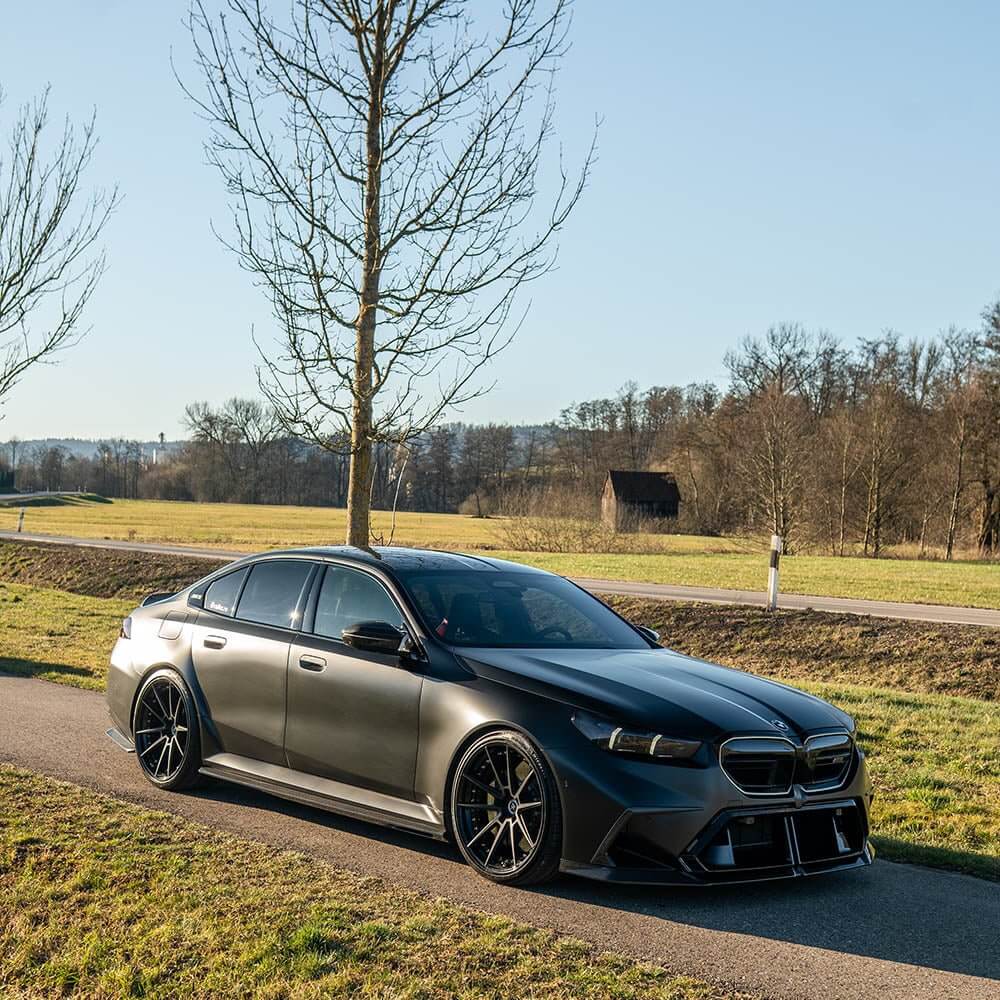 BMW G90 M5 CARBON FIBRE FULL KIT - CT DESIGN - Image 13