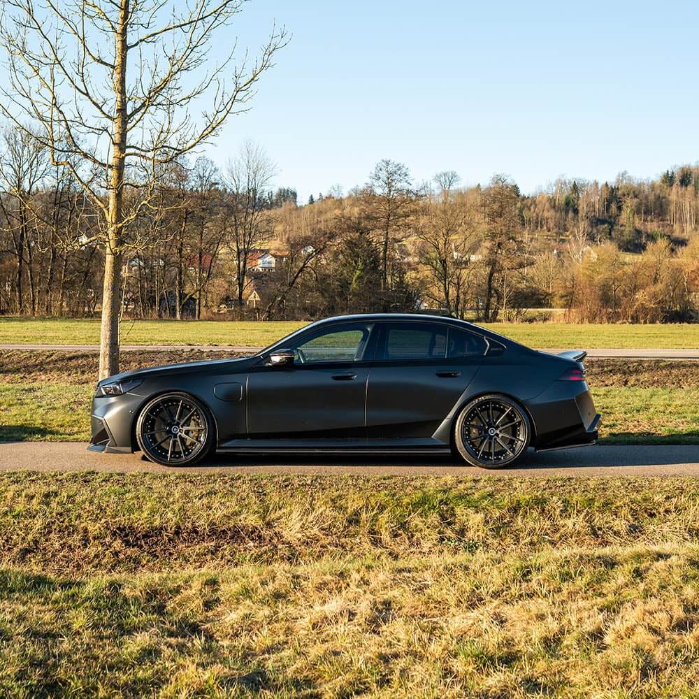 BMW G90 M5 CARBON FIBRE FULL KIT - CT DESIGN - Image 9