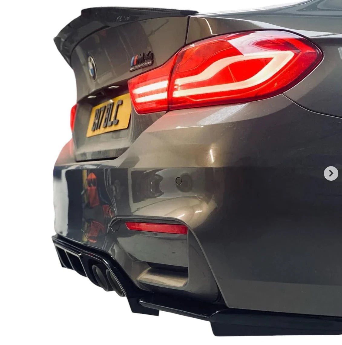 BMW M4 F82 F83 Full Gloss Black Performance Package - Image 3