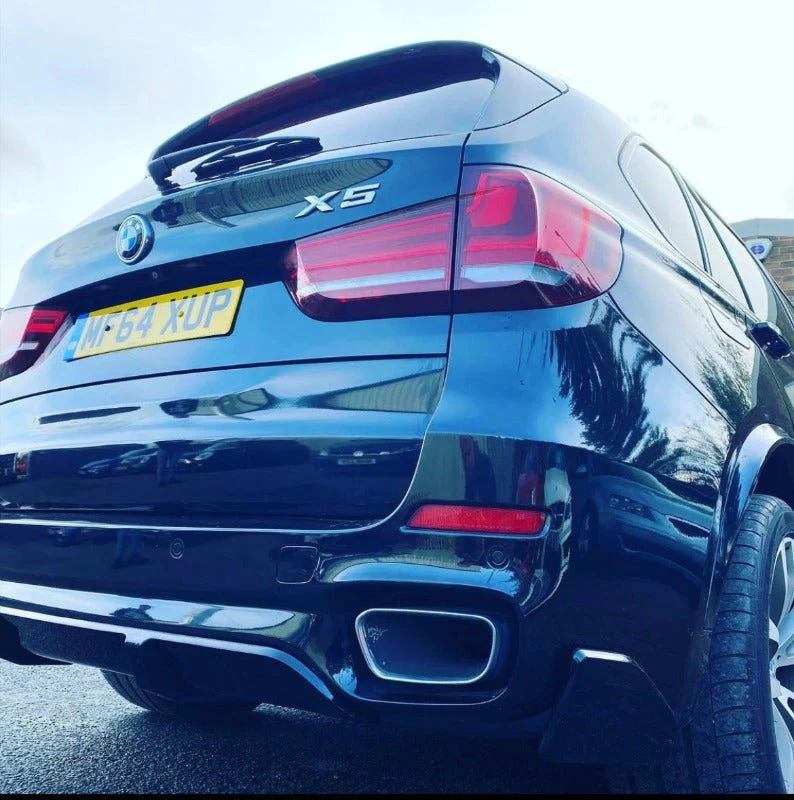 BMW x5 F15 - Gloss Black Package MP - Image 3