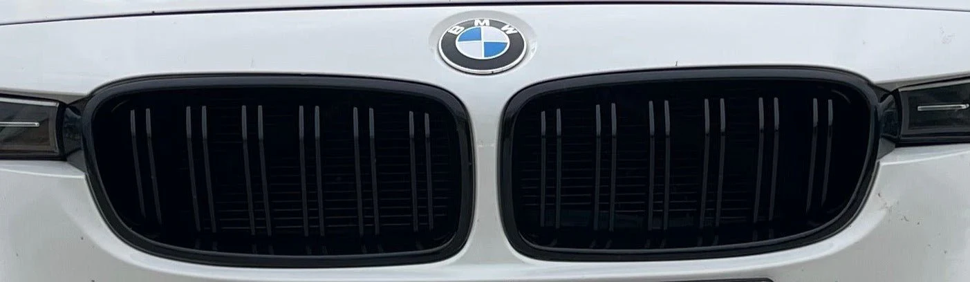 BMW F30 F31 M Style Grilles | Gloss & Matte Black Options - Image 4