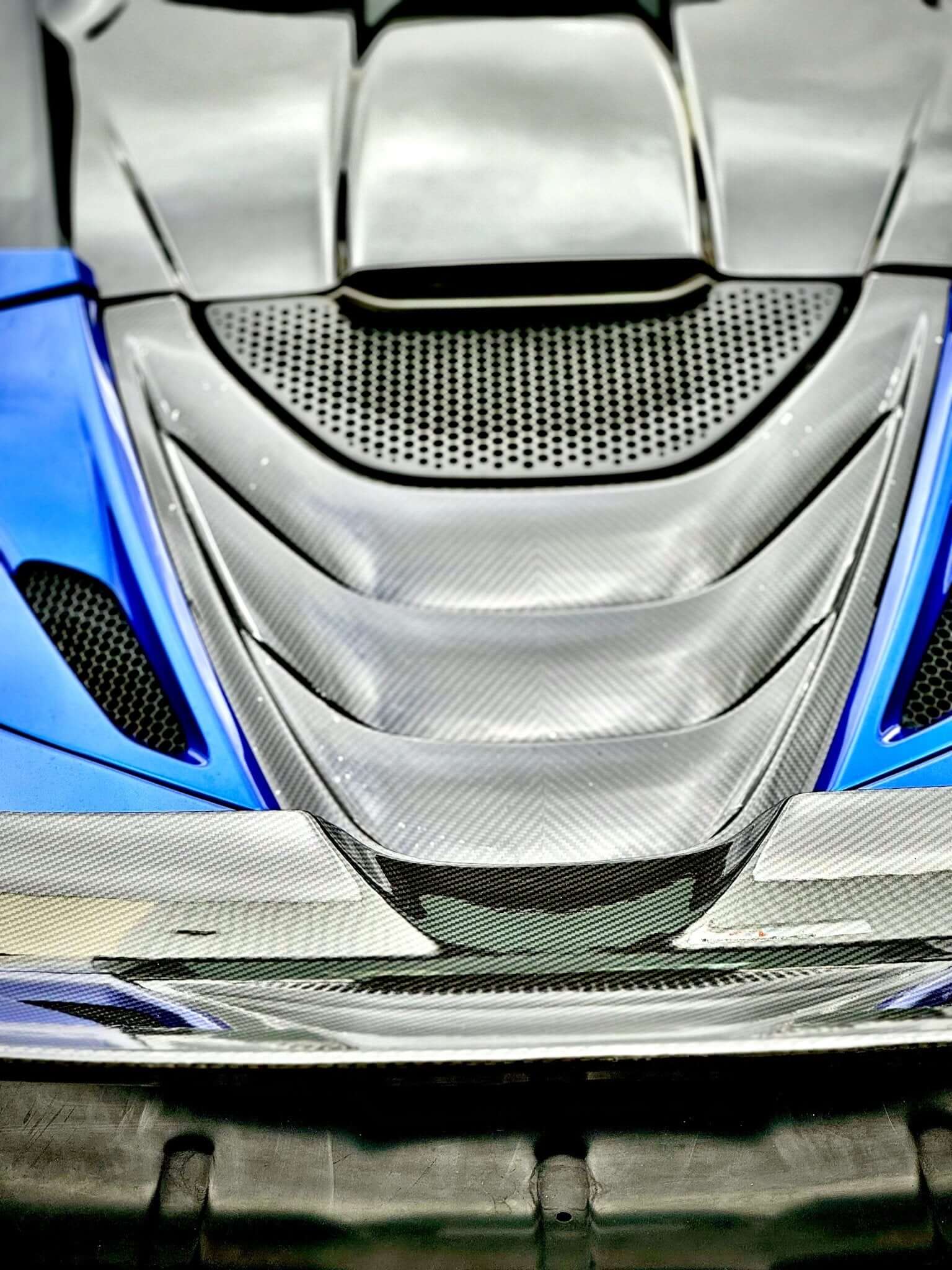 MCLAREN 720S CARBON FIBRE ENGINE COVER - Image 9