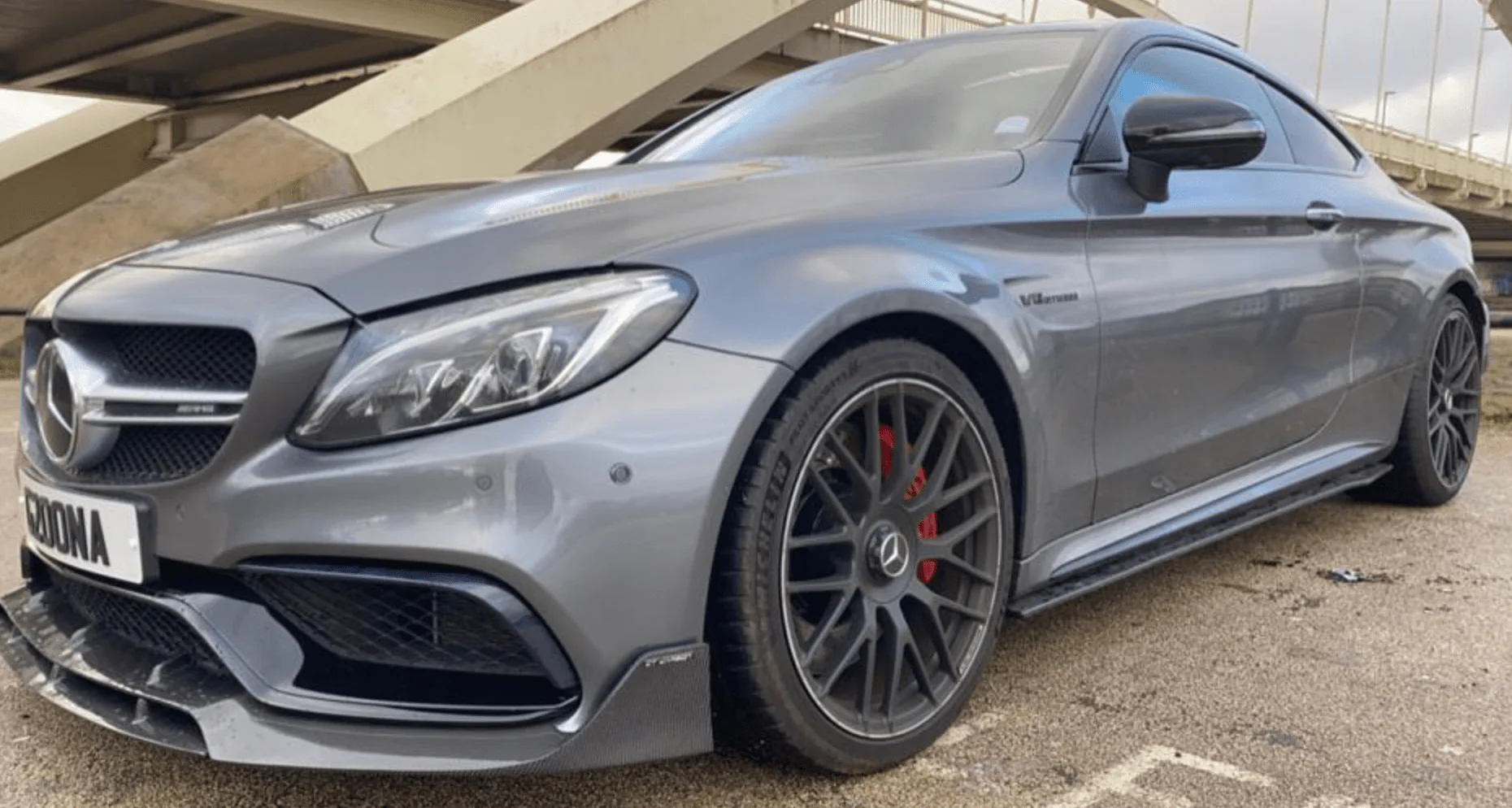 Mercedes C63 Saloon-Coupé Carbon Fibre Side Extensions - Image 3