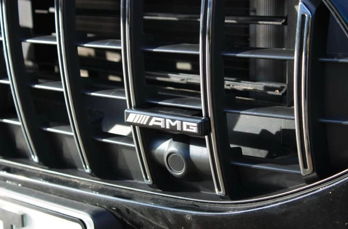Mercedes W177A35 LCI Panamericana Grille Gloss Black & Chrome - Image 12