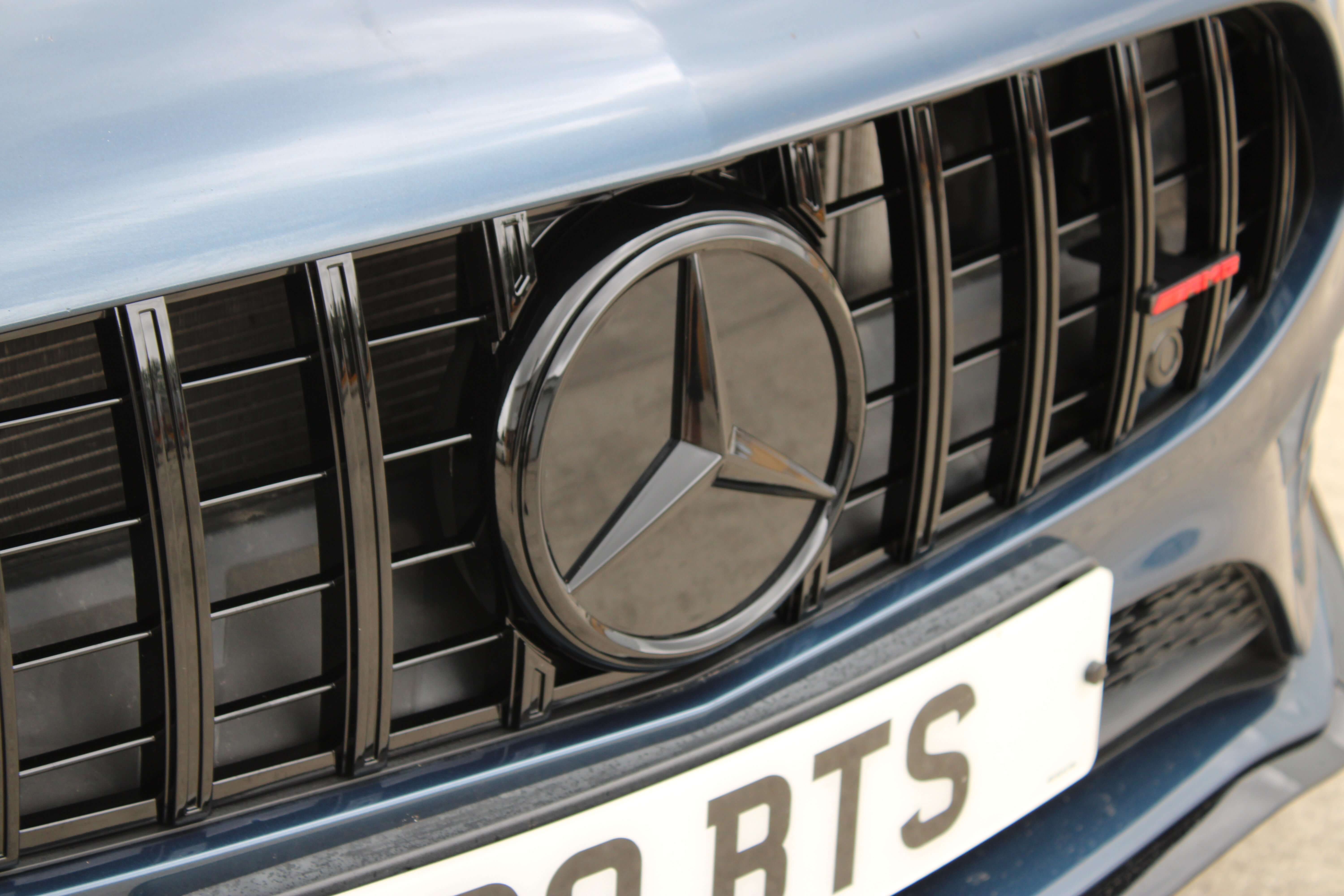 Mercedes W177 Gloss Black Grille Badge| Distronic Compatible - Image 5