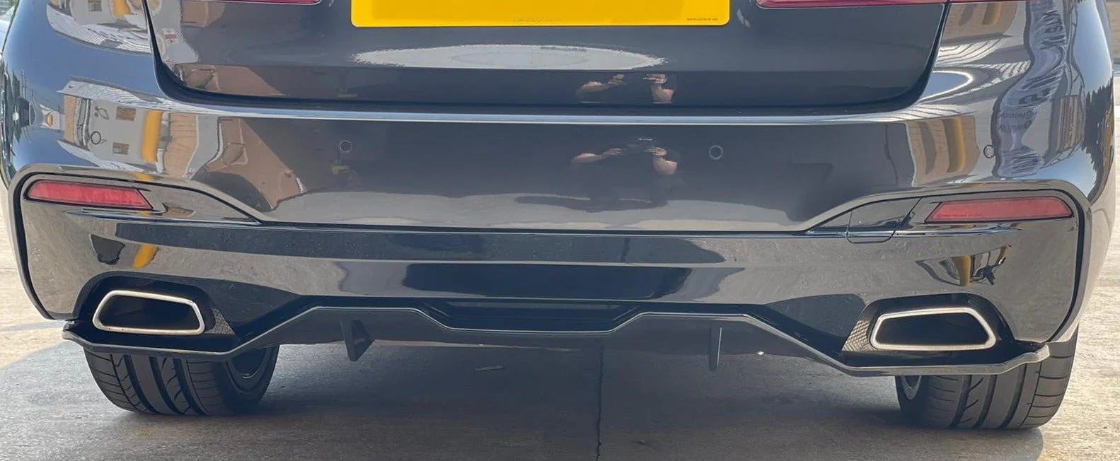BMW G30 Gloss Black Rear Diffuser - Image 3