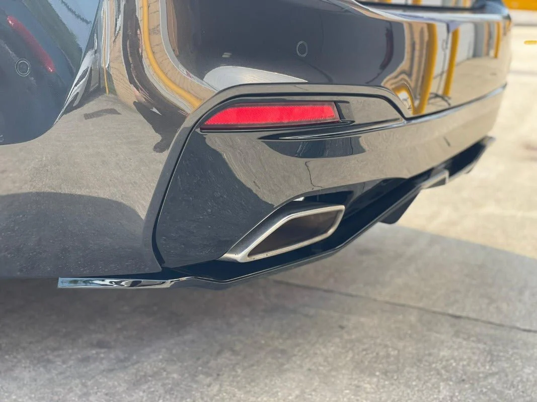 BMW G30 Gloss Black Rear Diffuser - Image 4
